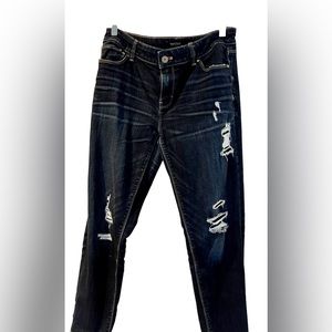 WHBM Dark Wash Distressed Crop Jean - Size 6